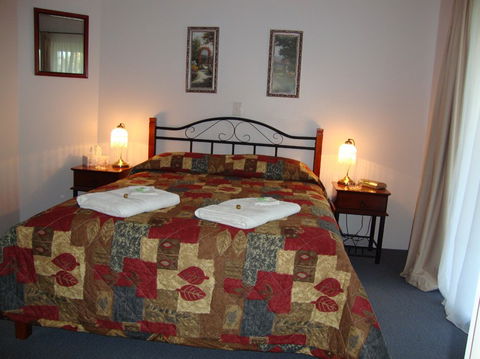 The Heights B&B - Accommodation Tasmania 5