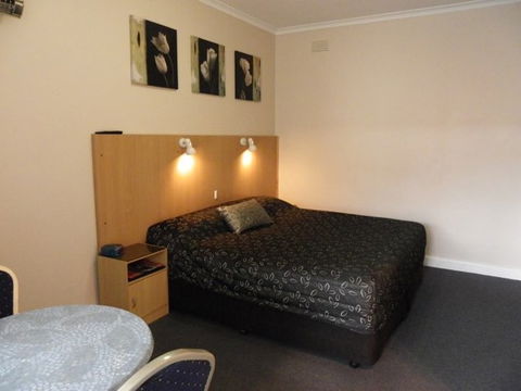 Clifton Motel - Accommodation Tasmania 1