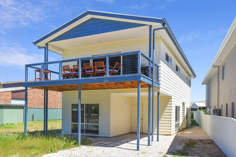 28A Kent Drive - Gorgeous Location Opposite Kent Reserve In Encounter Bay - Accommodation Tasmania 0