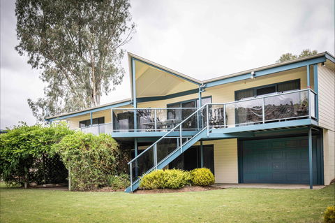 3077 Purnong - River  Shack Rentals - Accommodation Tasmania 0
