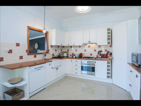 63 The Residence - Accommodation Tasmania 0