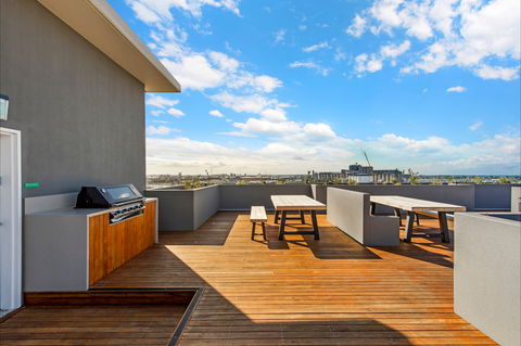 Astra Apartments Newcastle - Accommodation Tasmania 1