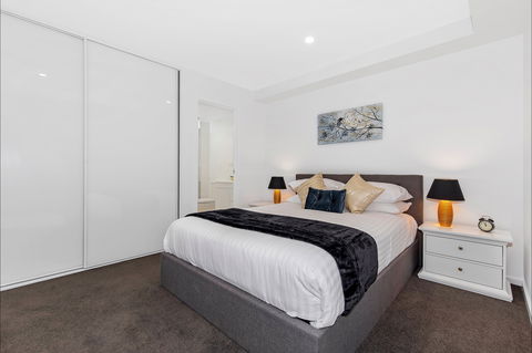 Astra Apartments Newcastle - Accommodation Tasmania 2