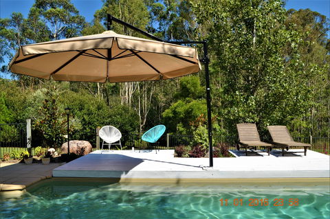 Barney Creek Vineyard Cottages - Accommodation Tasmania 2