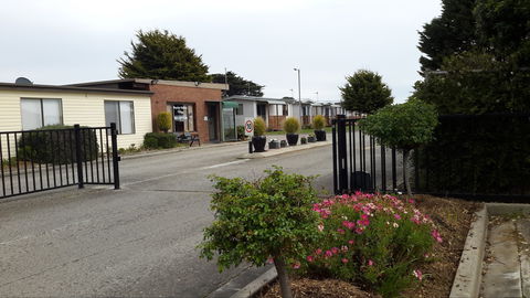 Bay View Holiday Village - Accommodation Tasmania 0