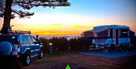 Burns Beach Sunsets Village - Accommodation Tasmania 0