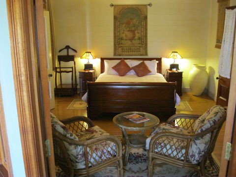 Classique Bed And Breakfast - Accommodation Tasmania 0