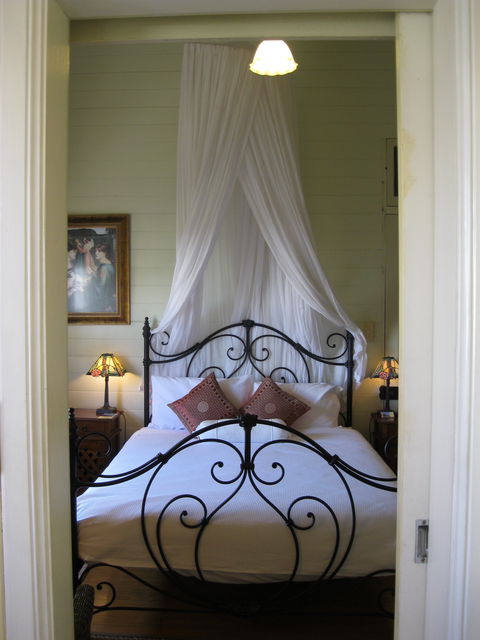 Classique Bed And Breakfast - Accommodation Tasmania 1