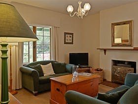 Country Pleasures Bed And Breakfast - Accommodation Tasmania 2