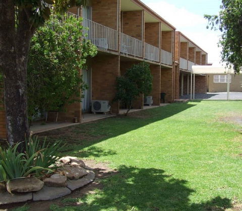 Court Street Motel - Accommodation Tasmania 1