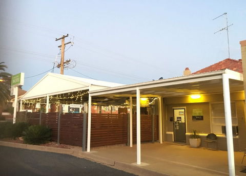Court Street Motel - Accommodation Tasmania 2