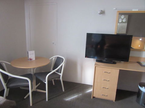 El Toro Motor Inn - Accommodation Tasmania 2