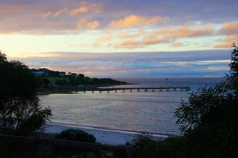 Emu Bay Stay - Accommodation Tasmania 2