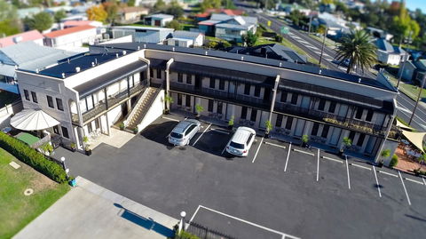 Inverell Terrace Motor Lodge - Accommodation Tasmania 0