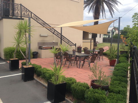Inverell Terrace Motor Lodge - Accommodation Tasmania 2