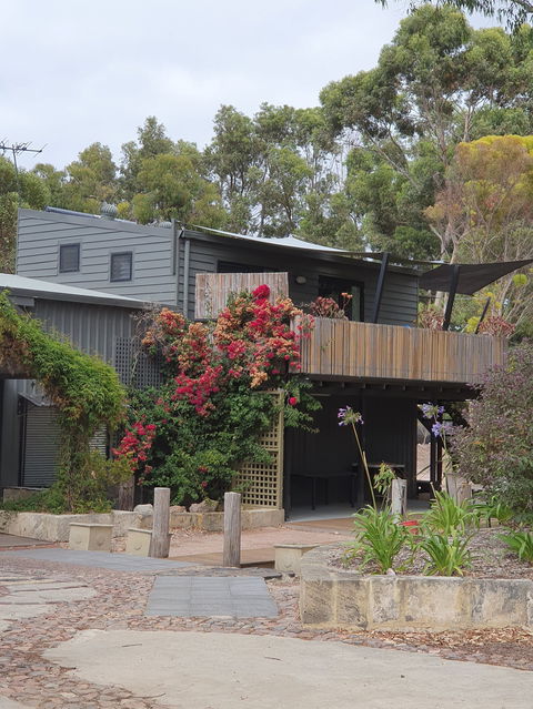 La Cabane Retreat - Accommodation Tasmania 0