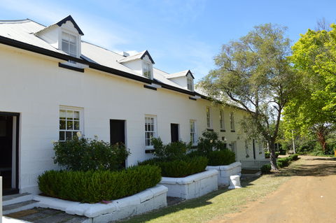 Lythgo's Row Colonial Cottages - Accommodation Tasmania 1