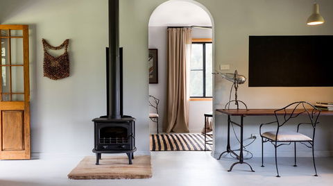 Nulla Nulla Blacksmiths Farm - Accommodation Tasmania 0