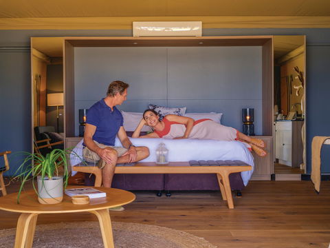 Olio Bello Lakeside Glamping - Accommodation Tasmania 0