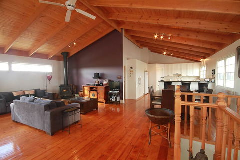 Pelican Sands Bed & Breakfast - Accommodation Tasmania 1