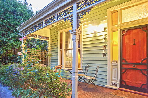 Pendower House B&B And Self Contained Apartments - Accommodation Tasmania 1