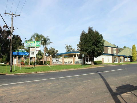 Poplars Motor Inn - Accommodation Tasmania 0
