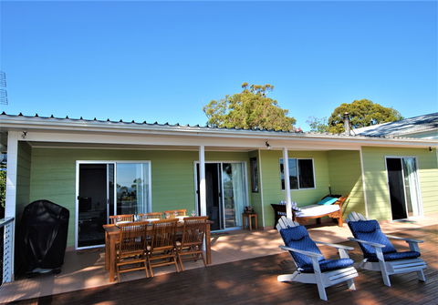Sea Dreamer Cottage In Waldegrave - Accommodation Tasmania 2