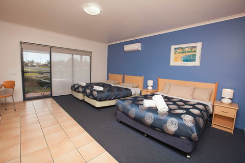 Seaview Motel And Apartments - Accommodation Tasmania 2