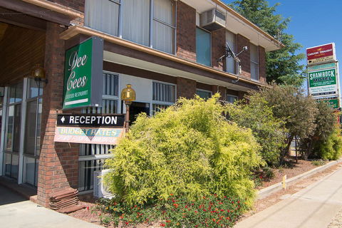 Shamrock Motel Balranald - Accommodation Tasmania 0