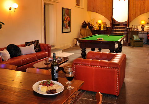 Stanley Grammar Country House - Accommodation Tasmania 2