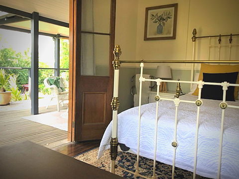 Stroud Bed And Breakfast - Accommodation Tasmania 0