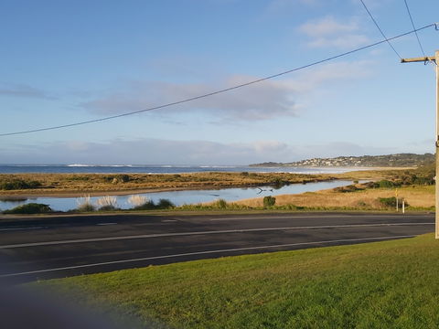 Surfside Backpacker - Accommodation Tasmania 1