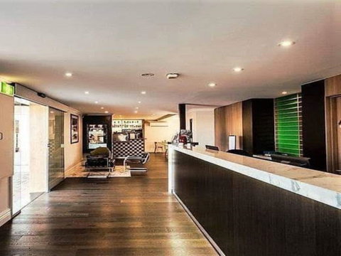 The Waverley International Hotel - Accommodation Tasmania 0