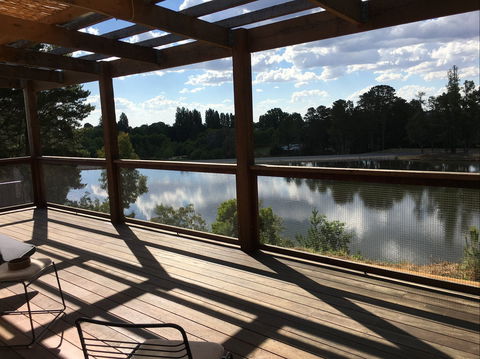 The Lakehouse Beechworth - Accommodation Tasmania 0