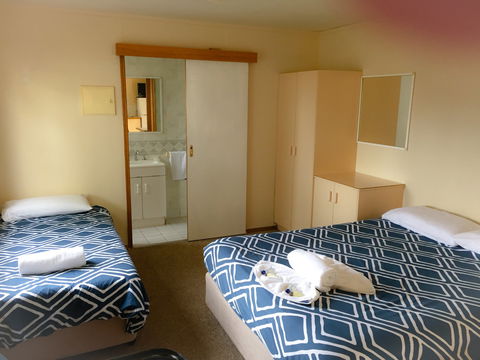 Wagga Wagga Tourist Park - Accommodation Tasmania 1