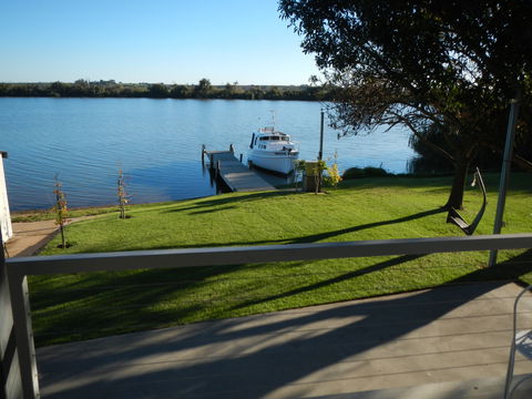 Washpool Retreat- Waterfront Living - Accommodation Tasmania 1