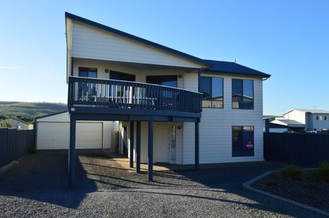 20 Albatross Ave - Hayborough - Accommodation Tasmania 0