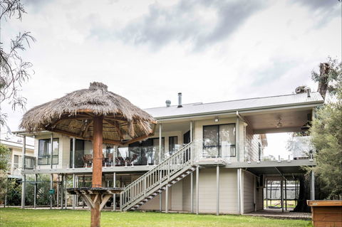 35 Pelican Parade Pelican Point - Accommodation Tasmania 0