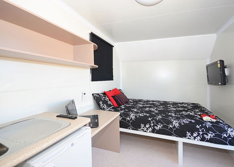 AAOK Jandowae Accommodation Park - Accommodation Tasmania 1