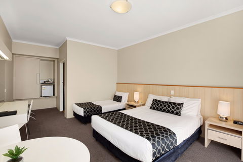 Adelaide Road Motor Lodge - Accommodation Tasmania 0
