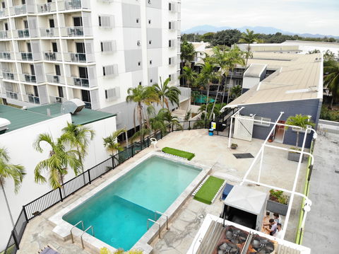 Adventurers Backpackers Resort - Accommodation Tasmania 1