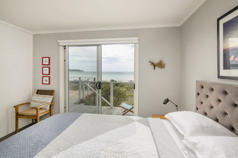 Alchemy On Island Beach - Accommodation Tasmania 1
