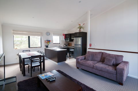 Aspen Creek 3 - Accommodation Tasmania 2