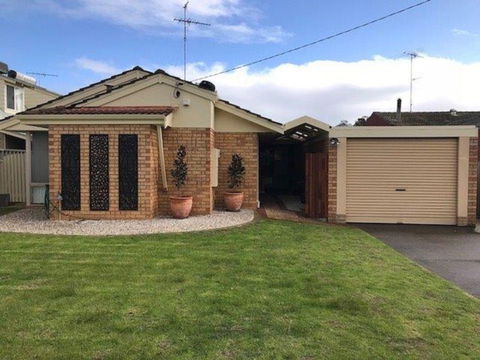 Canalside Family Getaway - Accommodation Tasmania 0