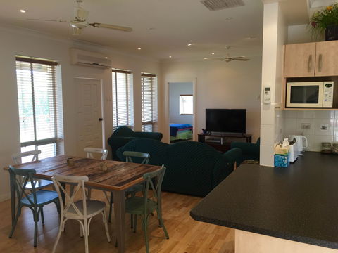 Carry Getaway - Accommodation Tasmania 2