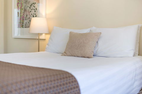 Club Motel And Apartments - Accommodation Tasmania 1
