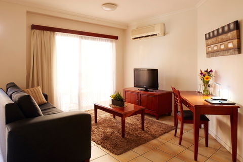 Coffee House Apartment Motel - Accommodation Tasmania 2