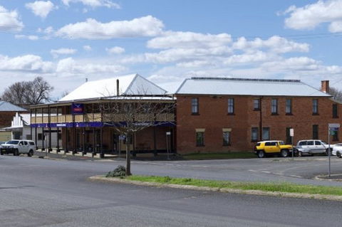 Commercial Hotel Bundarra - Accommodation Tasmania 0