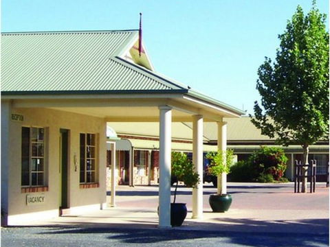 Country Gardens Motor Inn - Accommodation Tasmania 0