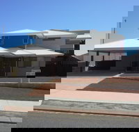 Cozzys Condo Luxury Beach House - Accommodation Tasmania